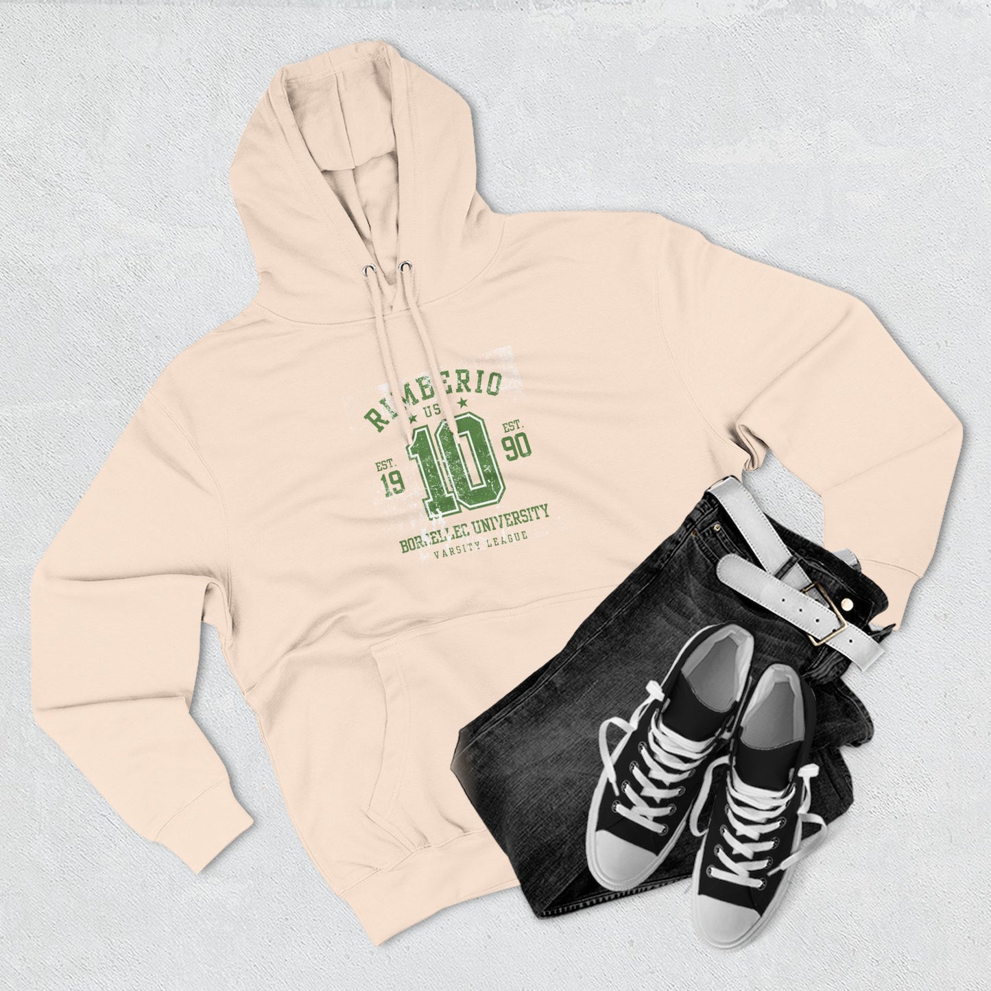 Casual Urban Fleece Hoodie with Graphic Design